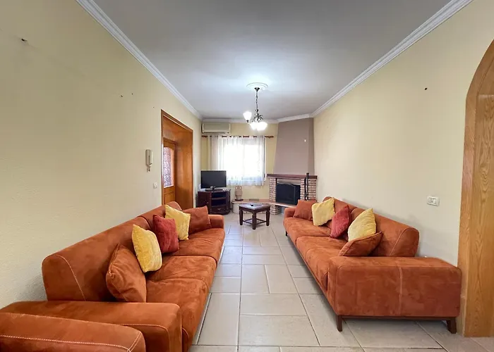 Center 2bedrooms Apartment Tirana